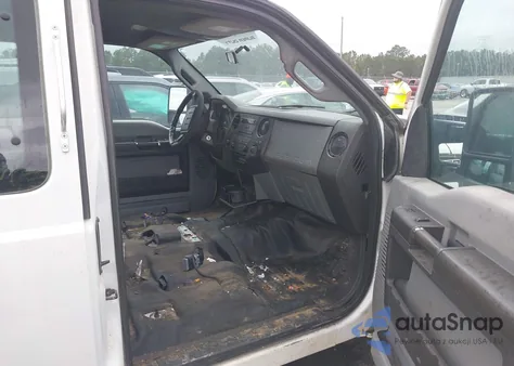 2012 Ford F-350 Xl z USA, uszkodzony, nr VIN 1FT7X3A62CEB87151